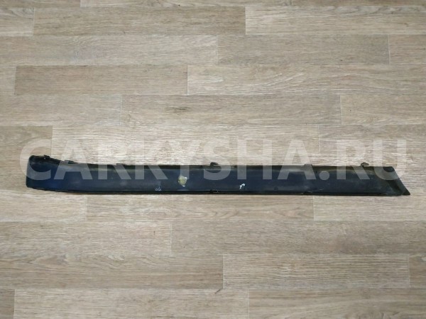 Молдинг заднего бампера правый BMW 5er оригинальный номер 51121944186