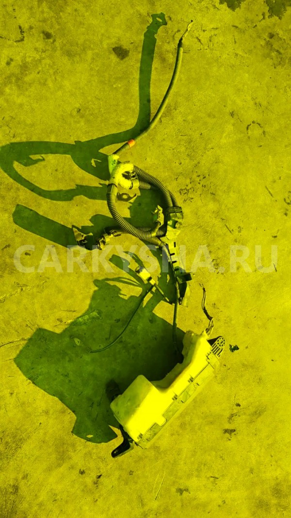 Блок предохранителей Toyota Avensis 