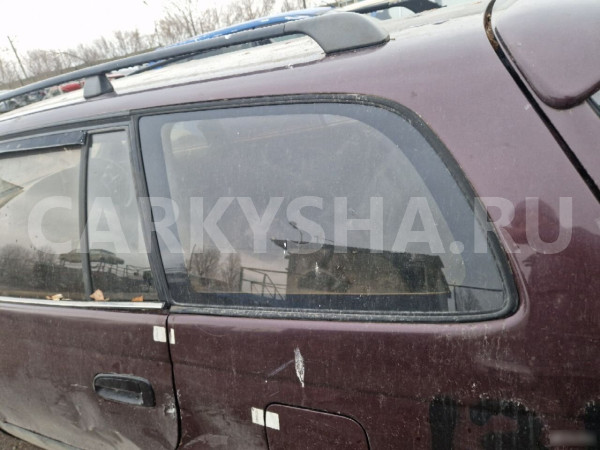 Стекло заднее глухое Toyota Caldina 1993 Toyota Caldina 