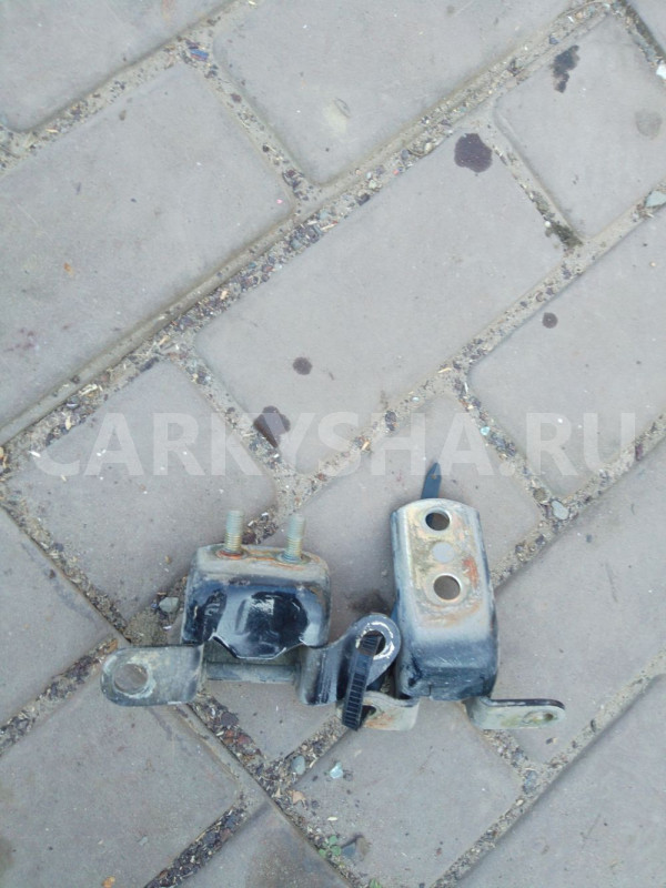 Петли двери задняй правой Lifan Smily Lifan Smily 