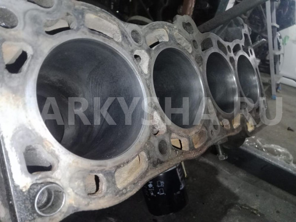 Блок цилиндров Nissan Almera N16 (2000—2003) Nissan Almera оригинальный номер 110004M500