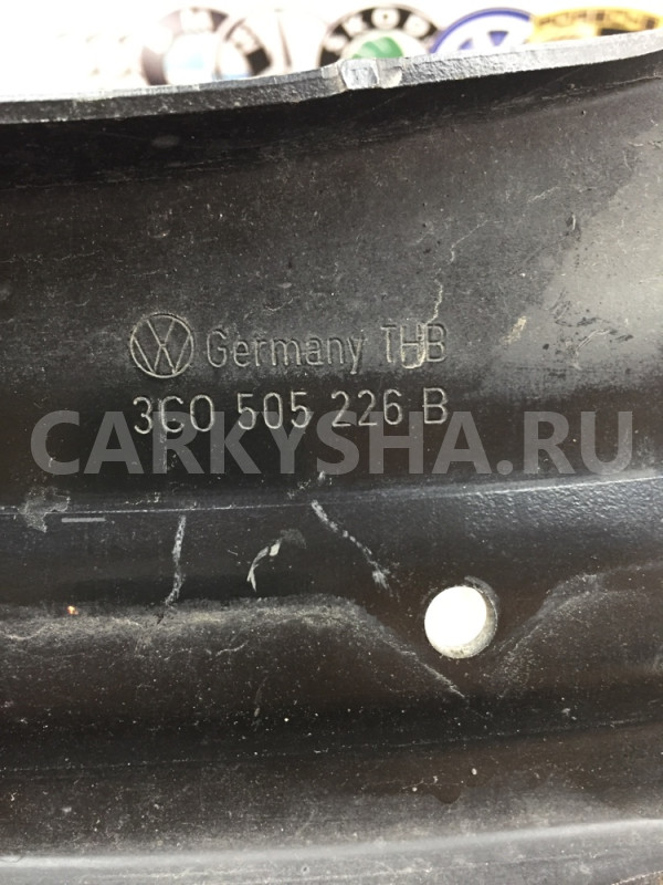 Рычаг подвески задний правый Audi Q3 2012 Audi Q3 