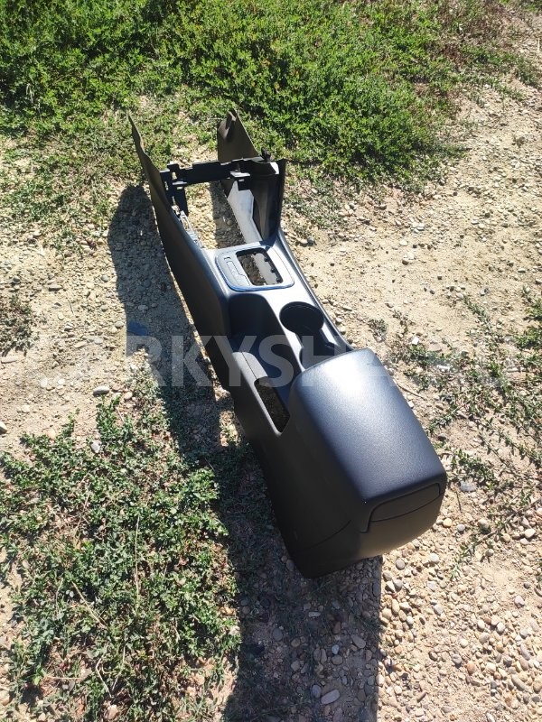 Подлокотник Kia Cee'd 