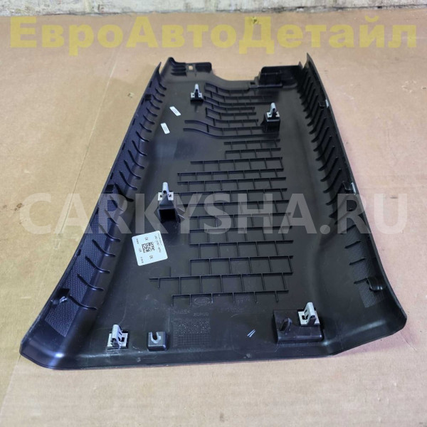 Обшивка средней стойки Land Rover Defender 2 L663 Land Rover Defender оригинальный номер LR159051