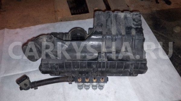 Корпус воздушного фильтра VW Jetta 6 Volkswagen Jetta оригинальный номер 036129611CM