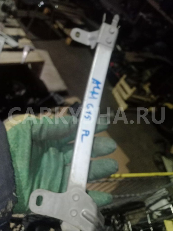 Направляющая стекла двери Nissan Almera G15 (2012—2018) Nissan Almera оригинальный номер 80387EW000