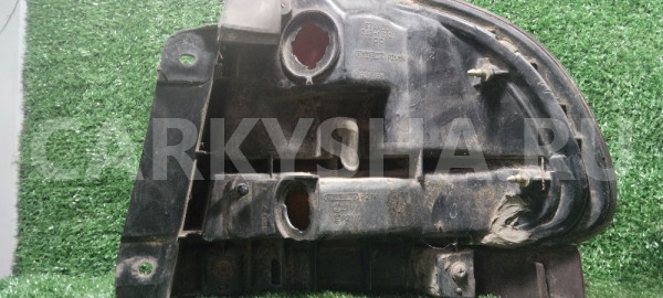 Фонарь задний правый Mazda 626 Mazda 2 оригинальный номер 0431392