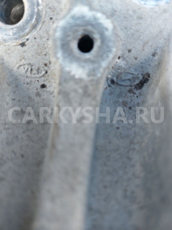 Кронштейн двигателя правый Kia Ceed ED SW Kia Cee'd оригинальный номер 218152H000