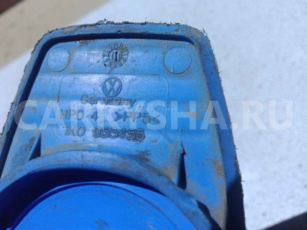 Крышка бачка омывателя Volkswagen Polo V (2009—2015) Volkswagen Polo оригинальный номер 1k0955455