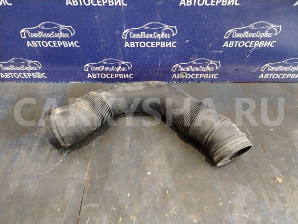 Патрубок воздушного фильтра Volkswagen  T5 BKK 3.2 Volkswagen Multivan оригинальный номер 7h0129684e