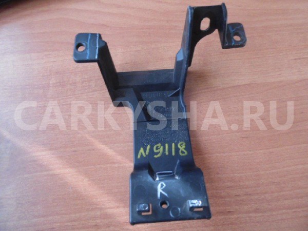 Кронштейн Mitsubishi L200 IV (2006—2014) Mitsubishi i оригинальный номер MN123651-22