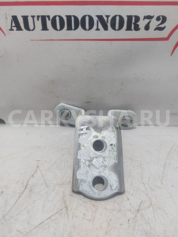 Петля двери передней правой верх Hyundai Solaris Hyundai Solaris оригинальный номер 793200X000