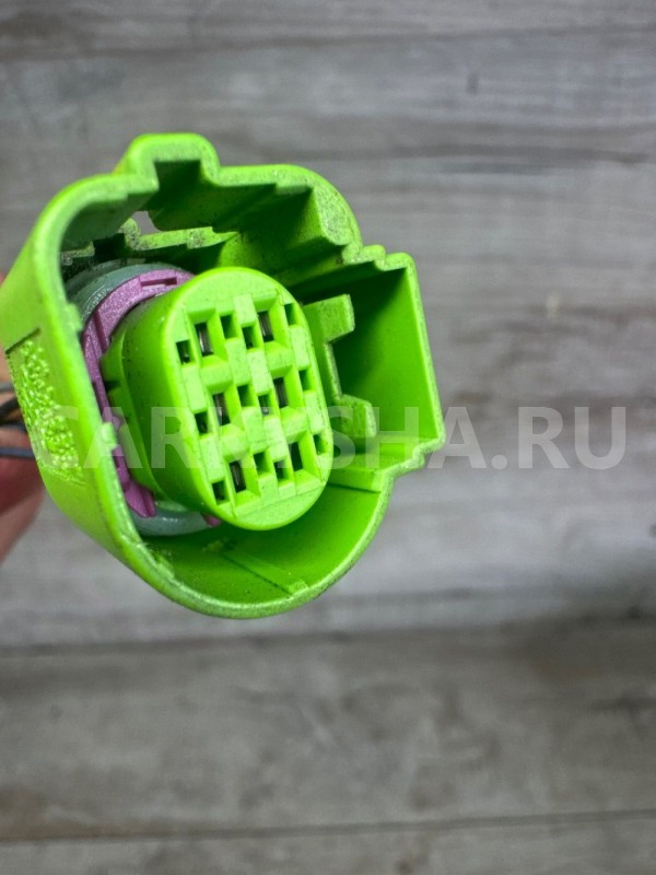 Разъем 4H0973713C VAG  Audi Audi A6 оригинальный номер 4h09737136