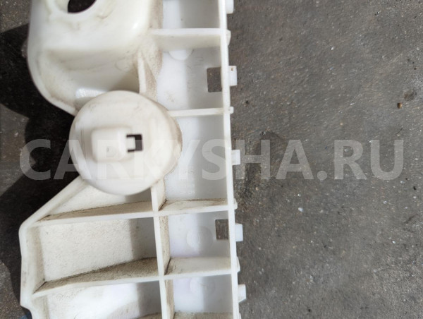 Крепление бампера Nissan Elgrand оригинальный номер 622261JB0A