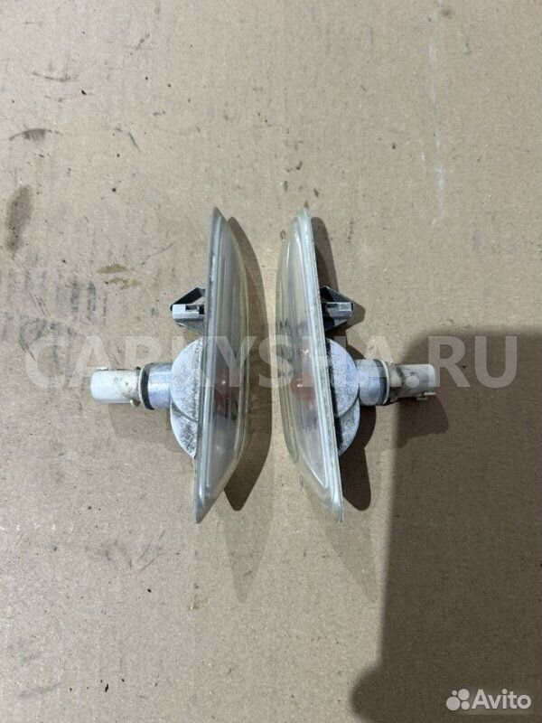 Повторитель поворота BMW X3 E83 M54B30 2005 BMW X3 оригинальный номер 63 13 3 418 448
