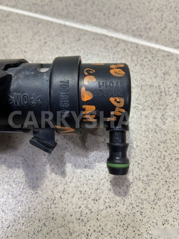 Форсунка омывателя фар левая BMW 760LI 2004 г BMW 7er оригинальный номер 700194908