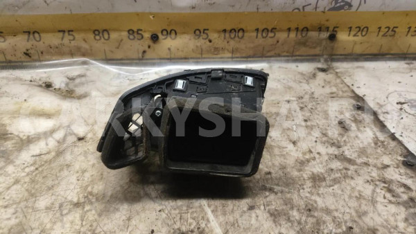 Дефлектор правый Kia Ceed ED 2006-2010 Kia Cee'd оригинальный номер 974901H000EQ
