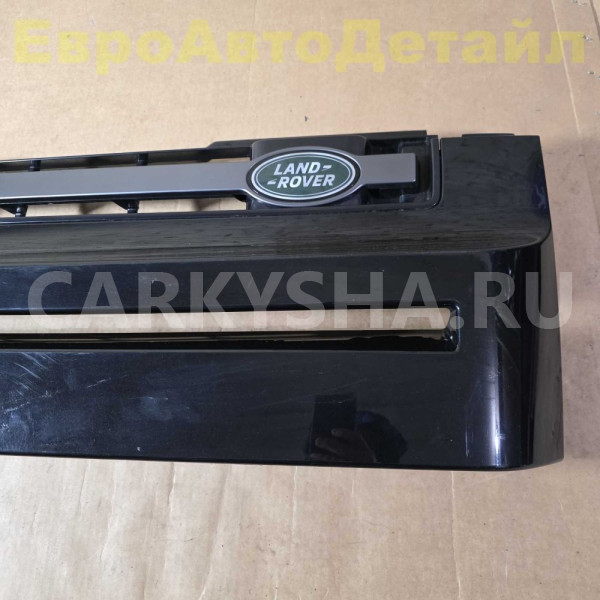 Решетка радиатора Land Rover Defender 2 (L663) Land Rover Defender оригинальный номер LR153922
