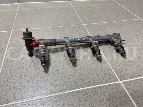 рампа с форсунками Hyundai Accent I 1995г. Hyundai Accent оригинальный номер 3531022040