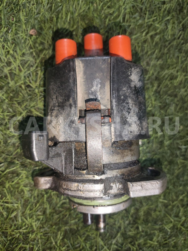 Распределитель зажигания VW Golf III Volkswagen Golf оригинальный номер 0237521050