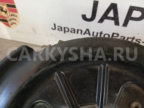 Кулак поворотный задний левый Volkswagen Touran Volkswagen Touran 