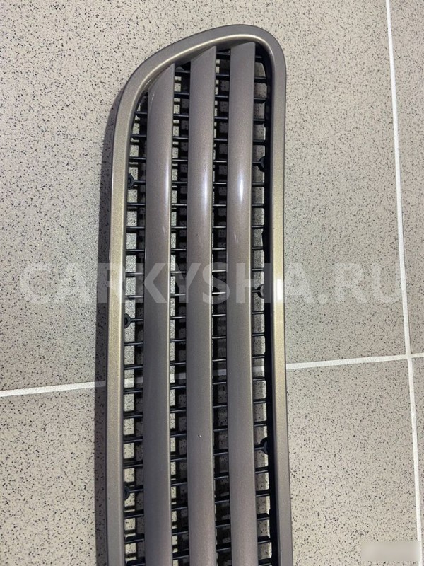 Решетка капота BMW 760LI 2004 г BMW 7er 