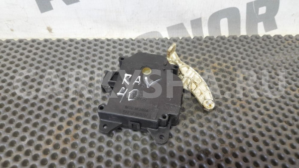 Моторчик заслонки отопителя Toyota RAV 4 40 Toyota RAV 4 оригинальный номер 0638002120