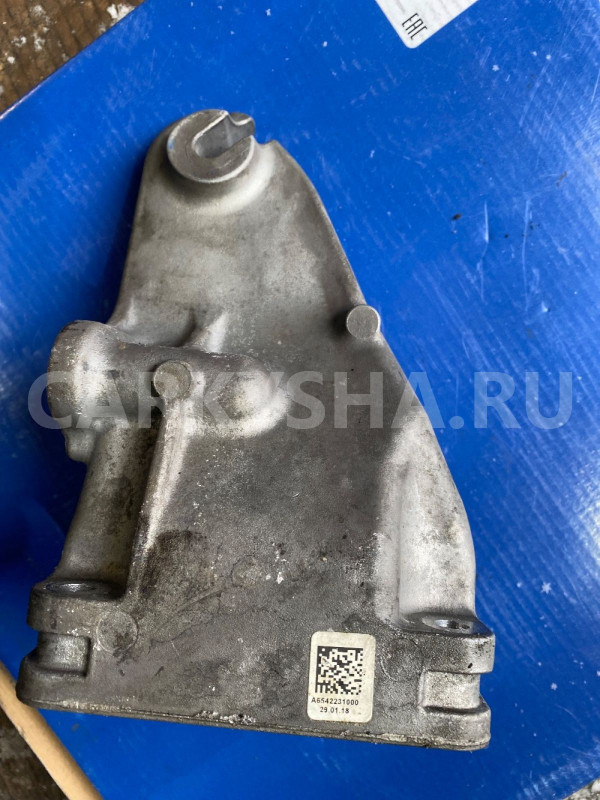 Кронштейн двигателя правый Mercedes-Benz E-класс W213/S213/C238/A238 (2016—2021) Mercedes-Benz E-klasse оригинальный номер A6542231000