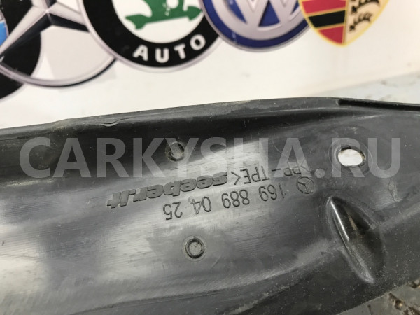 Пыльник крыла правый Mercedes-Benz A-200 2005 Mercedes-Benz A-klasse 