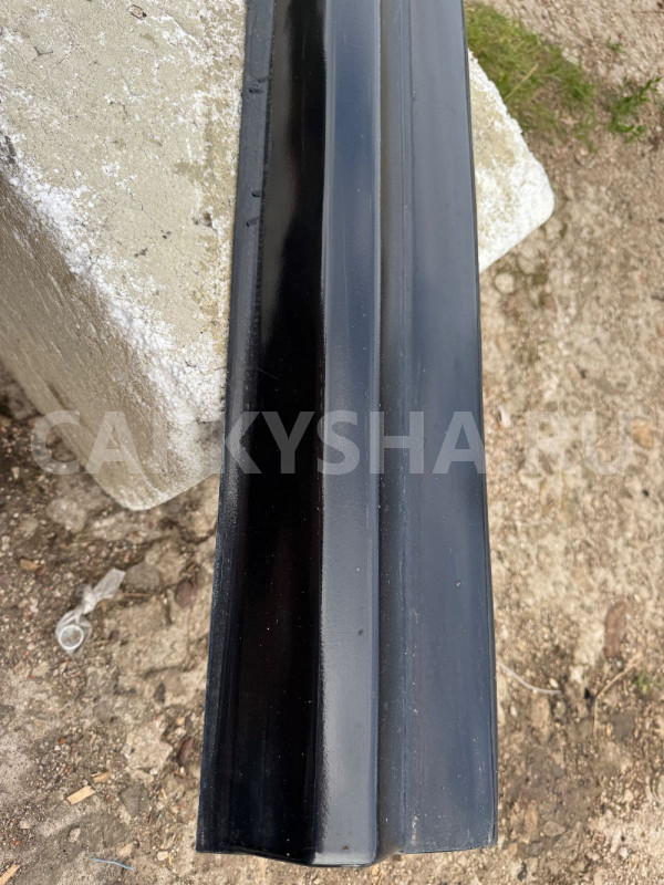 Молдинг передней правой двери Freelander накладка Land Rover Freelander оригинальный номер 6h5221064ac