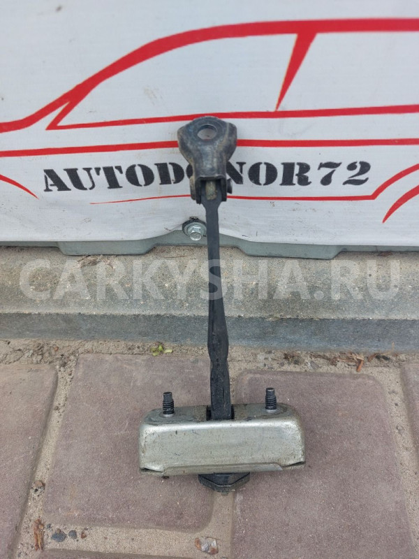 Ограничитель двери задней  Toyota Avensis T270 Toyota Avensis оригинальный номер 6863005050