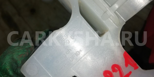 Кронштейн бачка расширительного Mercedes-Benz GLS-класс X166 (2015—2019) Mercedes-Benz S-klasse оригинальный номер a2762000440