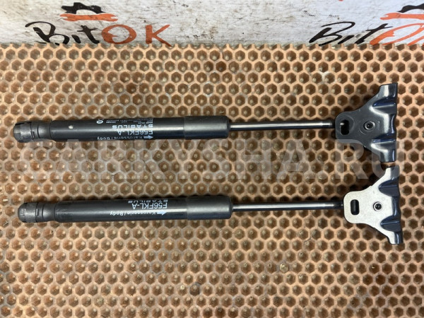 Амортизаторы капота Mini Hatch оригинальный номер 51 23 7 300 567, 51 23 7 300 567, 51237300567, 7300567, 51 23 7 300 580, 51237300580, 7300580, 51 23 7 300 575, 51237300575, 7300575