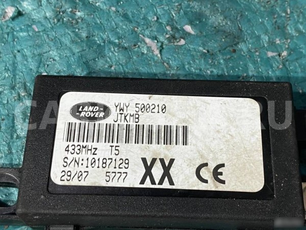 Блок центрального замка Land Rover Discovery III Land Rover Discovery оригинальный номер YWY500210