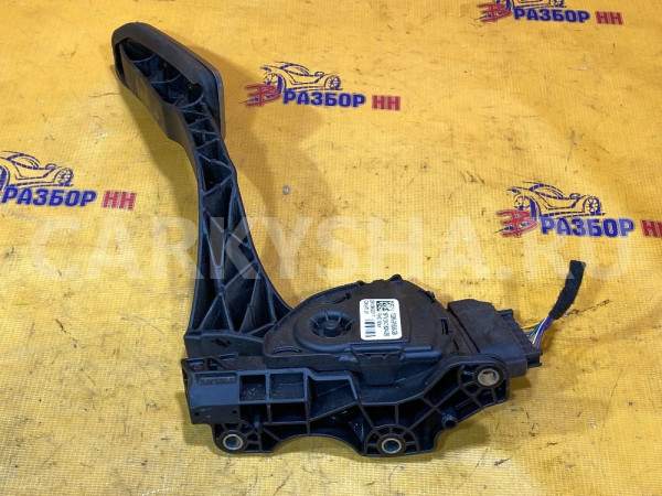 Педаль газа Land Rover Freelander II рестайлинг (2010—2012) Land Rover Freelander оригинальный номер LR031902