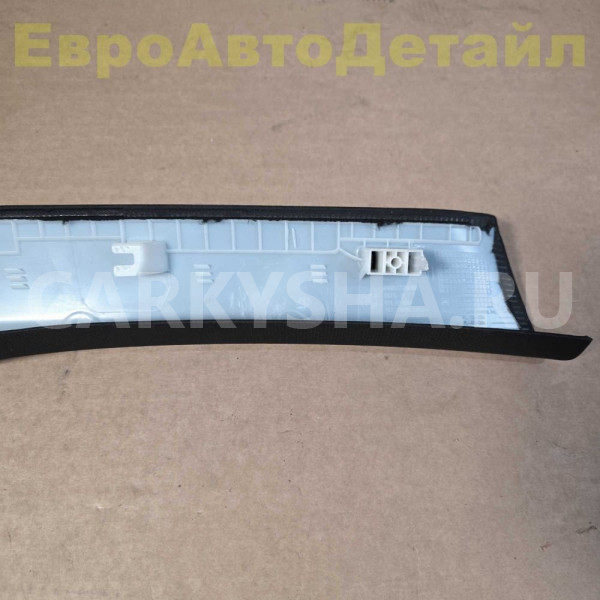 Обшивка передней стойки BMW G05 / F95 BMW X5 оригинальный номер 51435A0D995