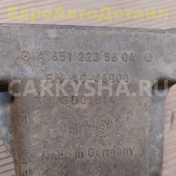 Кронштейн двигателя Mercedes W205 W222 C253 X253 Mercedes-Benz GLC оригинальный номер A6512235604