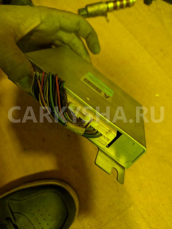 Блок управления акпп Subaru Sambar оригинальный номер 22611KB582