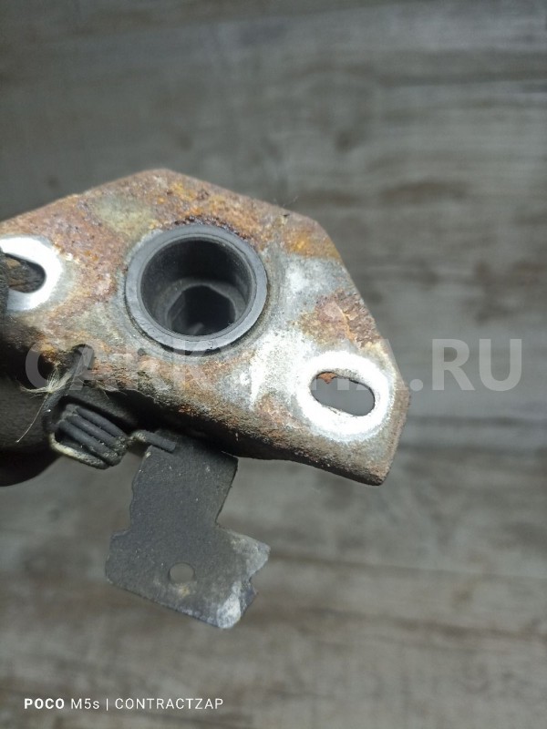 Замок крючок капота BMW 3 E90 рест BMW 3er оригинальный номер 7212653