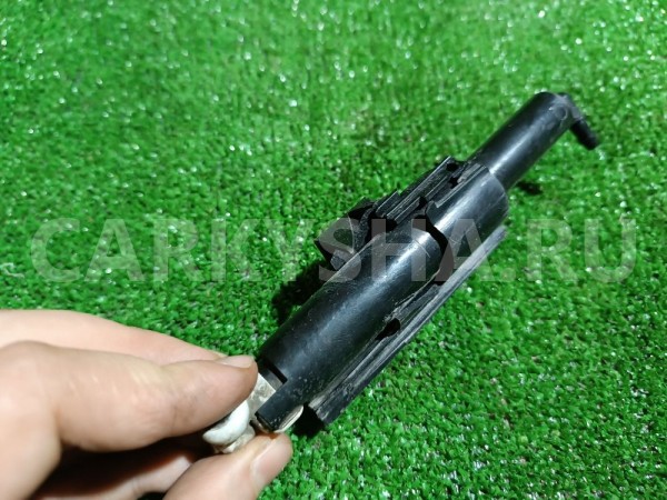 Форсунка омывателя фары правой Ford Mondeo 