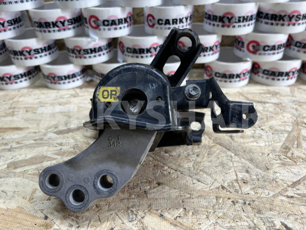 Опора двигателя правая Toyota RAV 4 IV (CA40) Рестайлинг оригинальный номер 12305-26101