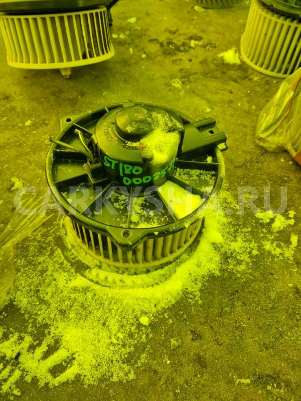 Мотор печки Toyota Carina ED 