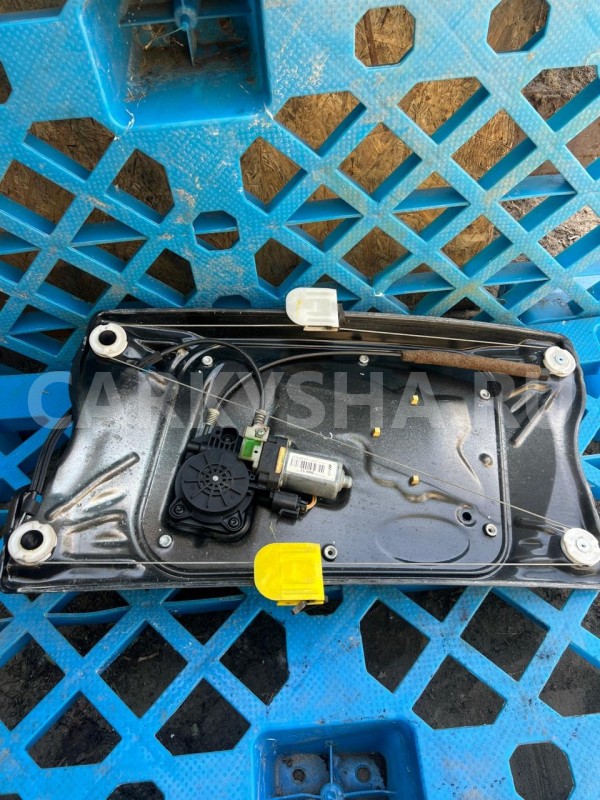 Стеклоподъемник передний правый Land Rover Land Rover Freelander 