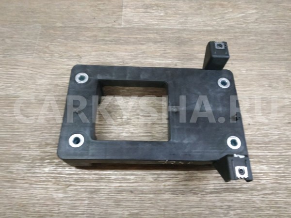 Кронштейн кулисы КПП Land Rover Freelander 