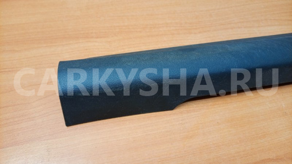 Накладка на порог (внутренняя) передняя левая Mitsubishi i оригинальный номер MR962705