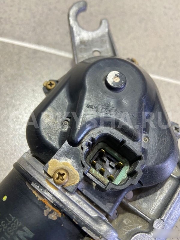 Моторчик дворников Nissan AD 1999 г Nissan AD оригинальный номер TT3302412MA