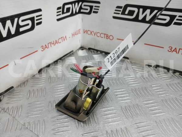 Прикуриватель Toyota Ipsum 