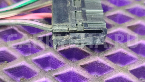 Разъем 0284543828 Mercedes-Benz W210 Mercedes-Benz E-klasse оригинальный номер 0285453828