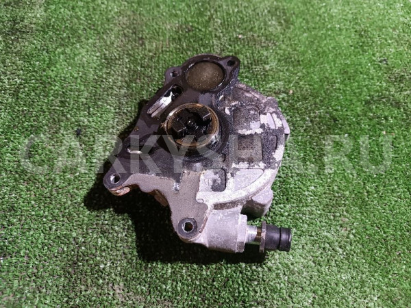 Насос вакуумный Volkswagen Tiguan оригинальный номер 03L145100