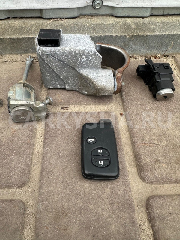 Замок зажигания комплект Toyota Avensis T270 Toyota Avensis оригинальный номер 6900505160